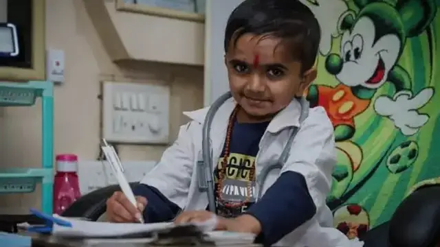 How 3-foot-tall Ganesh Baraiya became a doctor despite the Medical Council of India's disapproval!