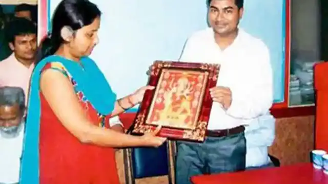 Bihar Man Provides Free IAS Coaching UPSC success transition From Egg Seller To UPSC Success