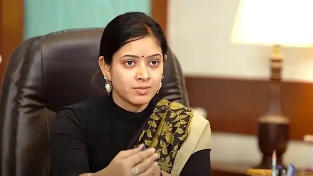 Inspiring Story of Tanu Jain, an IAS official and former doctor, passed the UPSC test on her third try.