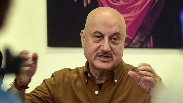 Anupam Kher shares his throwback when he stole Rs 118 for an audition.