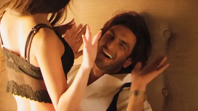 Ranveer Singh confessed losing his Virginity at 12 without any inhibition.