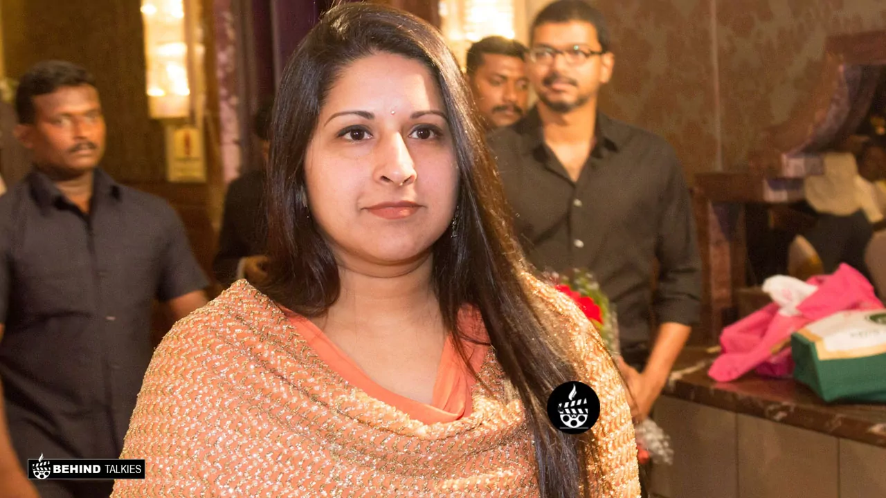 Vijay's Wife Sangeeta